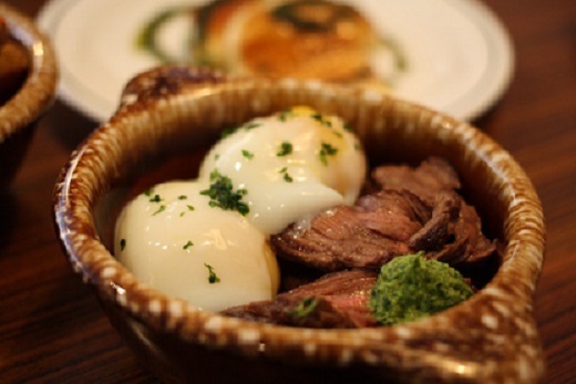 Brunch-La-Bete-a-Pain-Bavette-et-oeuf.jpg